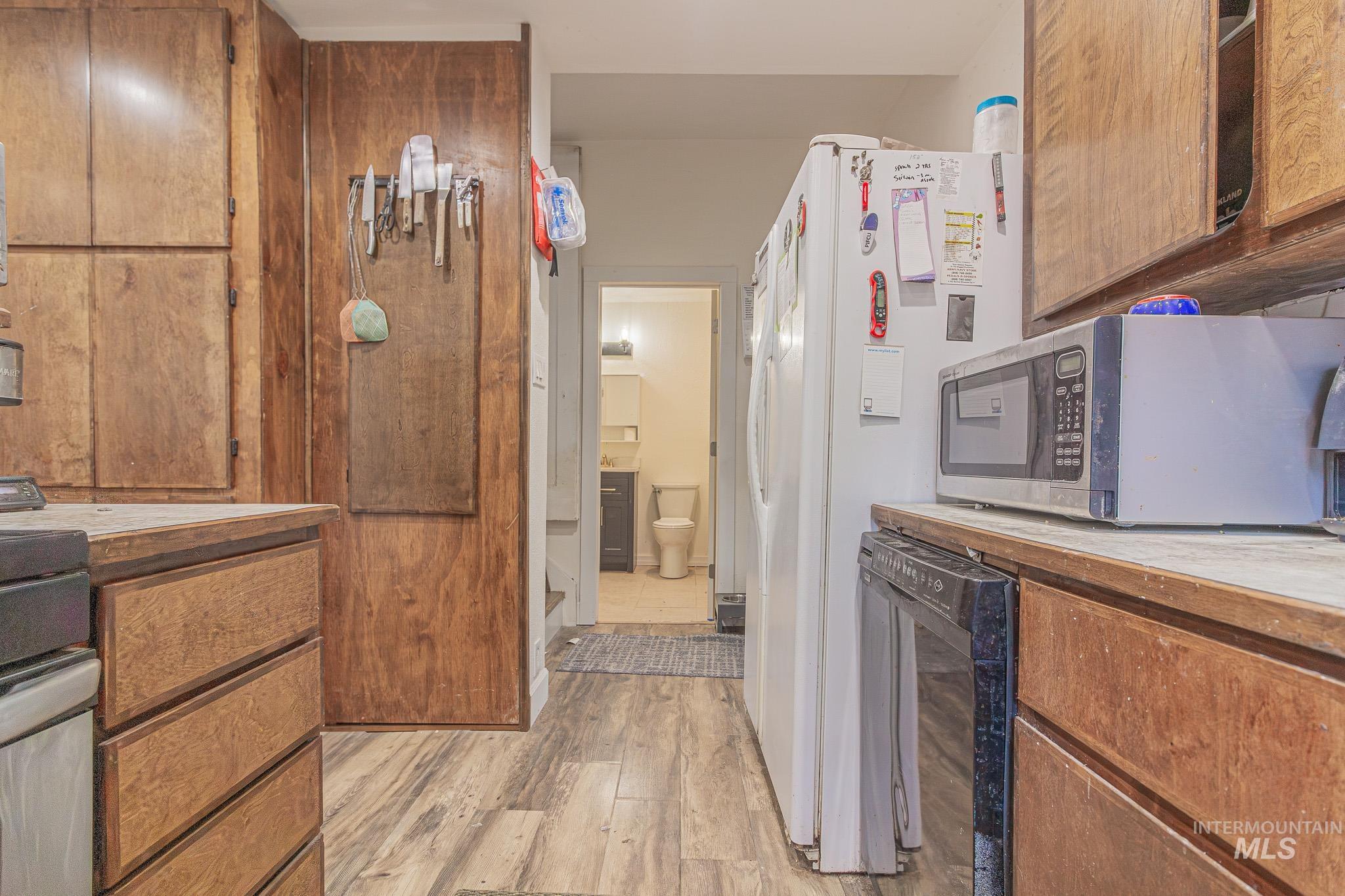 806 9th Avenue Lewiston, ID 83501 - Photo 7 of 47