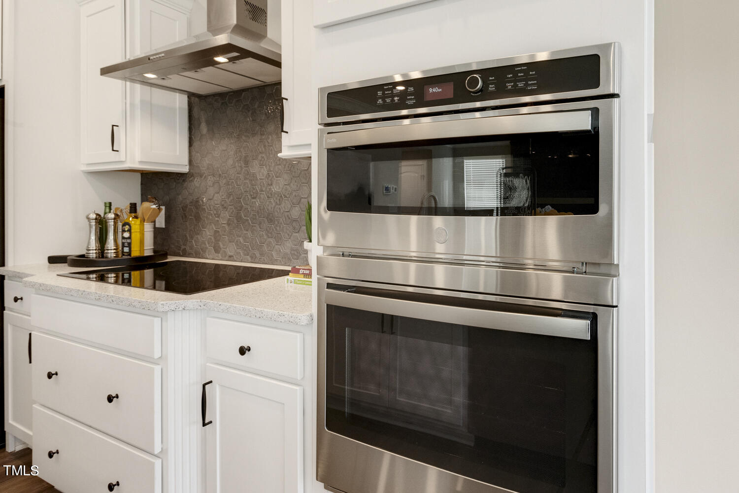 3455 Piedmont Drive Raleigh, NC 27604 - Photo 9 of 47 a kitchen with appliances and cabinets