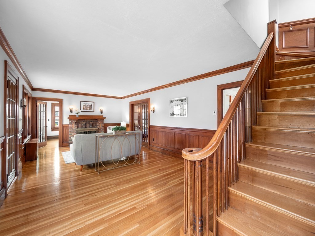 35 Lodge Road Belmont, MA 02478 - Photo 3 of 40 Gallery Image 3