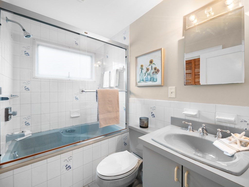 35 Lodge Road Belmont, MA 02478 - Photo 33 of 40 Gallery Image 33