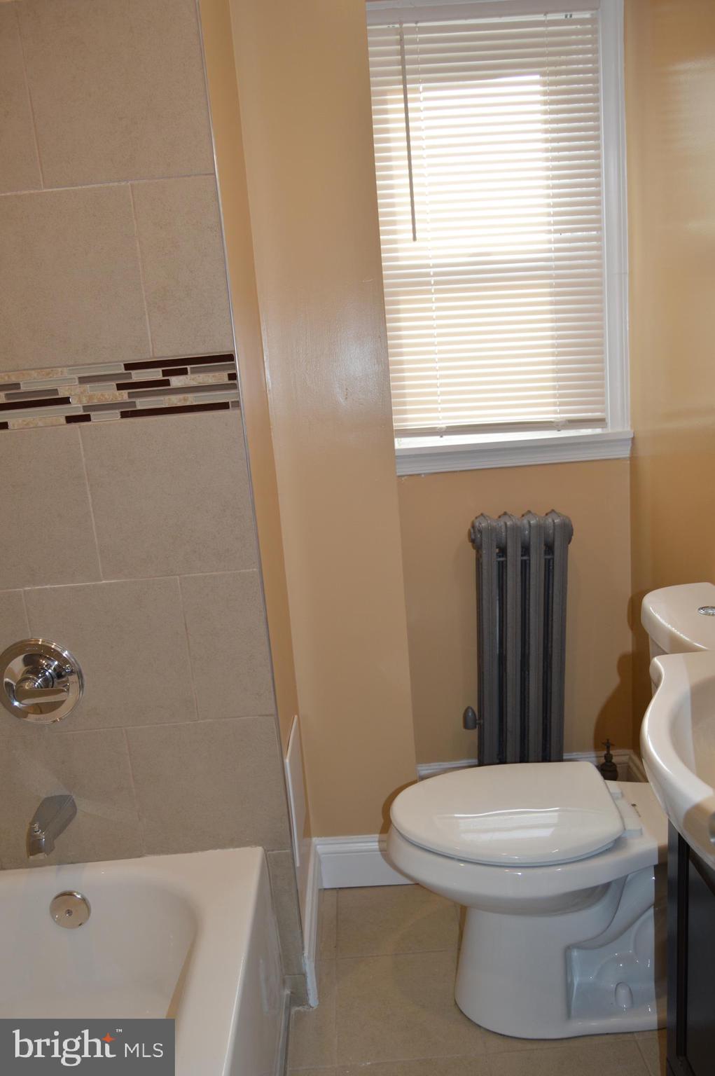 5015 Belair Road Baltimore, MD 21206 - Photo 6 of 30
