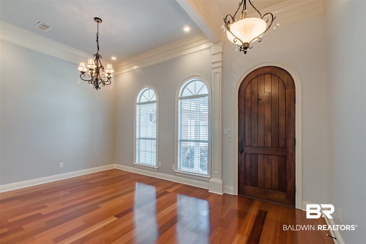 3235 McRae Drive Mobile, AL 36695 - Photo 5 of 32 Foyer