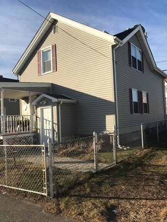 370 Stafford Road Fall River, MA 02721 - Photo 6 of 30