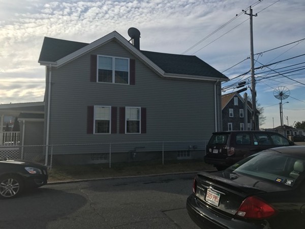 370 Stafford Road Fall River, MA 02721 - Photo 8 of 30