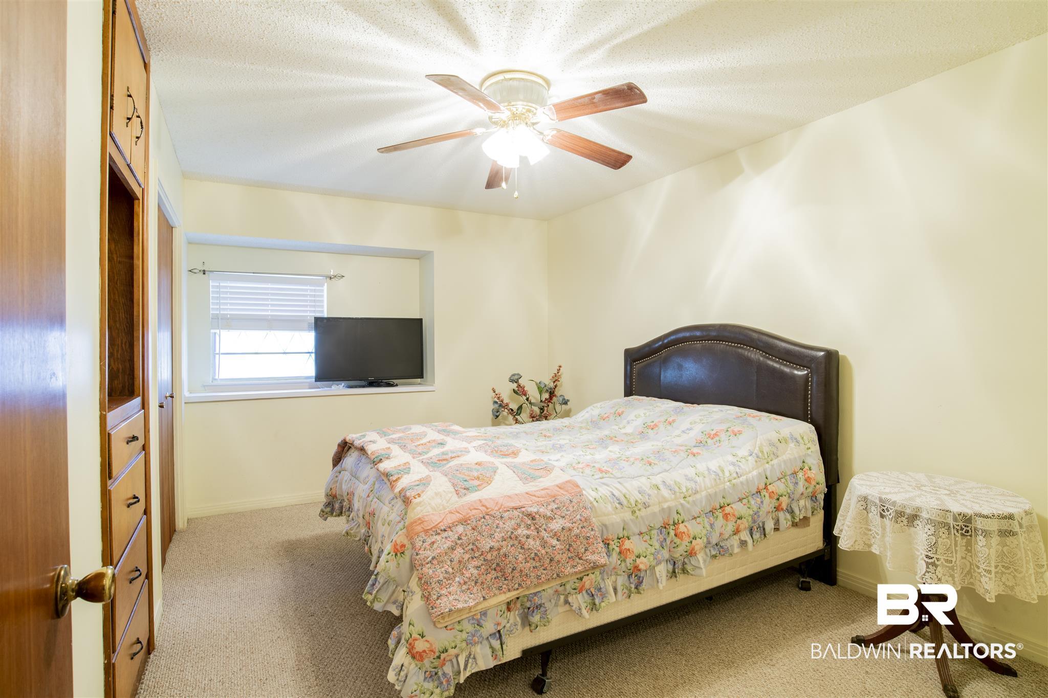 10645 Kenneth Lee Lane Elberta, AL 36530 - Photo 18 of 33