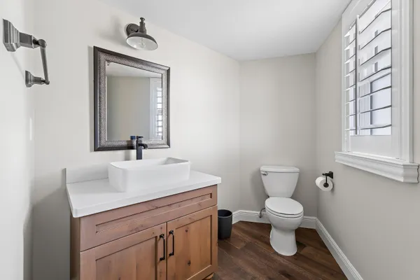 $700,000 | 19800 Sandpointe Bay Drive, Unit 305, Tequesta, FL 33469