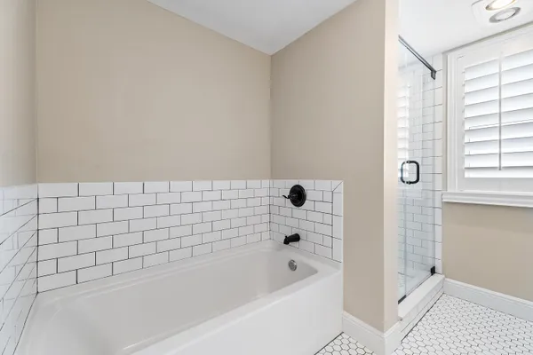 $700,000 | 19800 Sandpointe Bay Drive, Unit 305, Tequesta, FL 33469