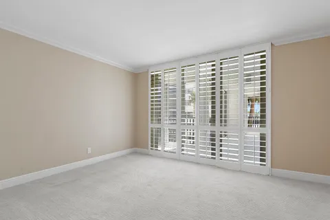 $700,000 | 19800 Sandpointe Bay Drive, Unit 305, Tequesta, FL 33469