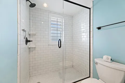 $700,000 | 19800 Sandpointe Bay Drive, Unit 305, Tequesta, FL 33469