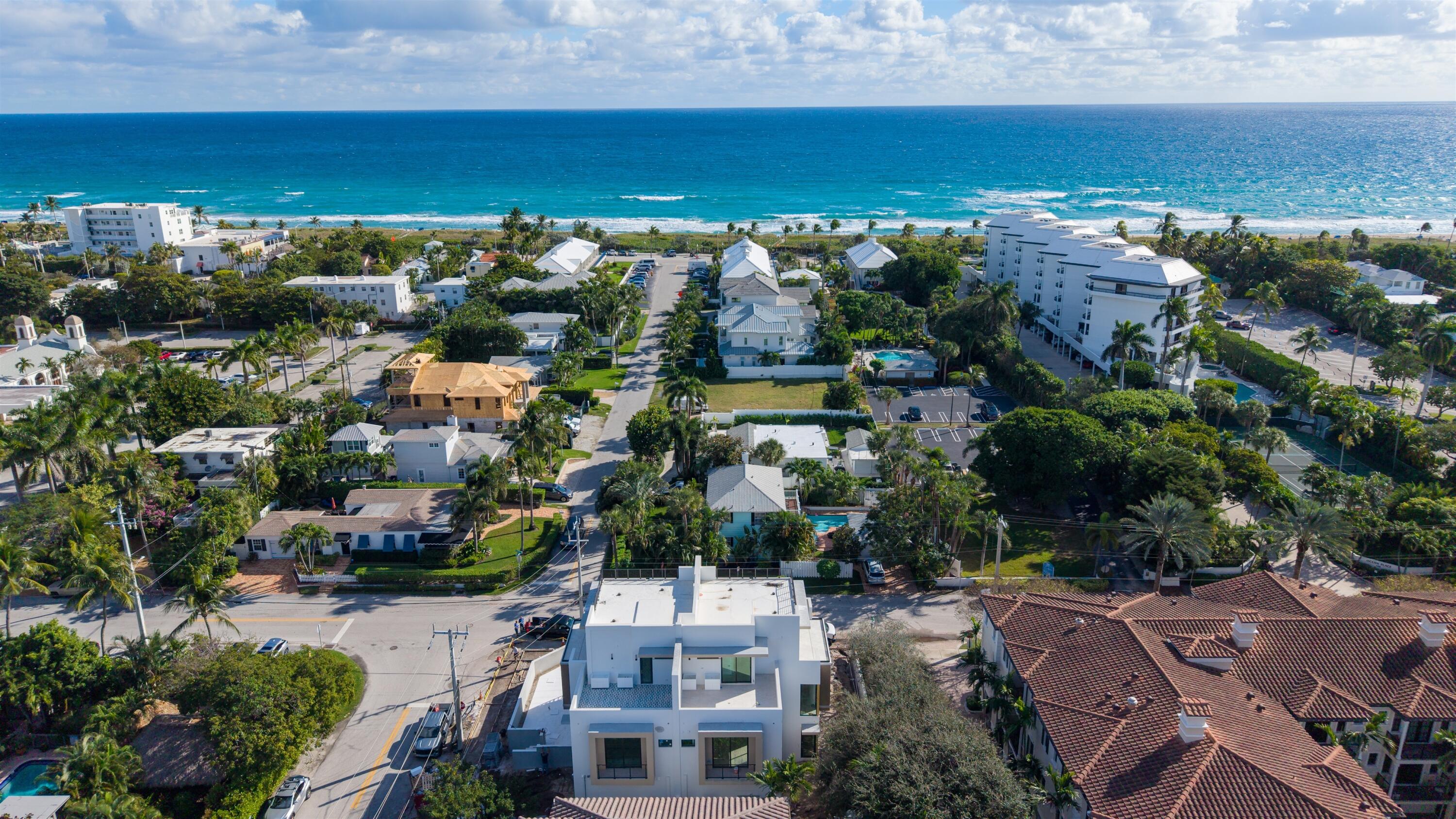 100 Gleason Street, Unit 204 Delray Beach, FL 33483 - Photo 3 of 8 an aerial view of multiple house