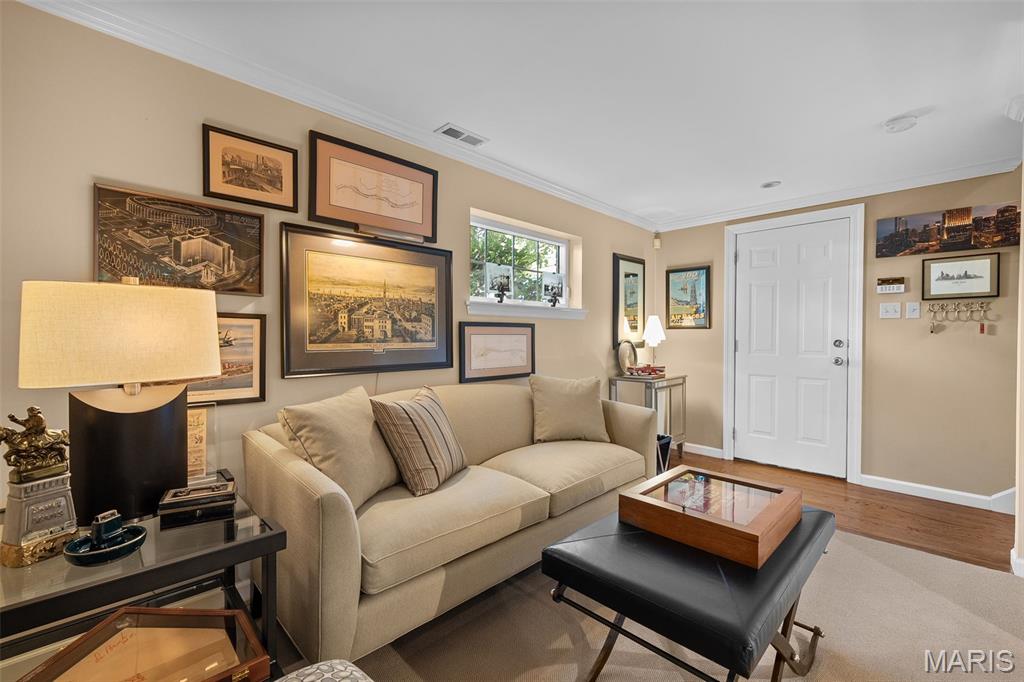 420 West Point Court University City, MO 63130 - Photo 21 of 44