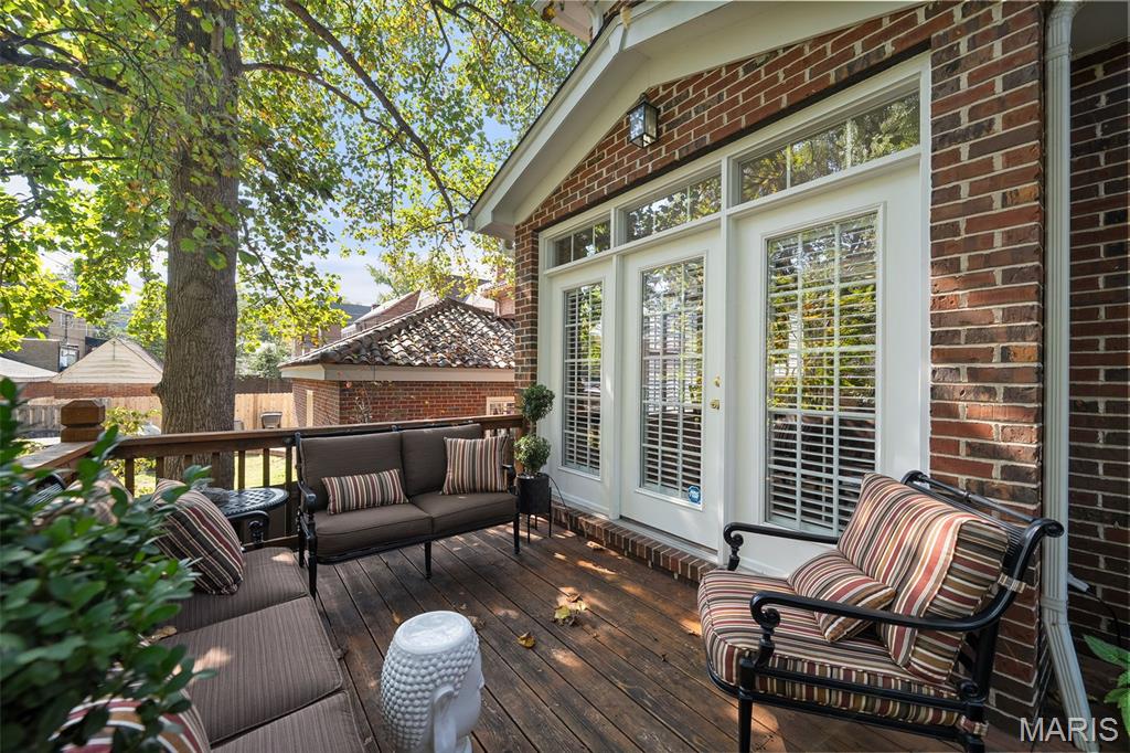 420 West Point Court University City, MO 63130 - Photo 36 of 44