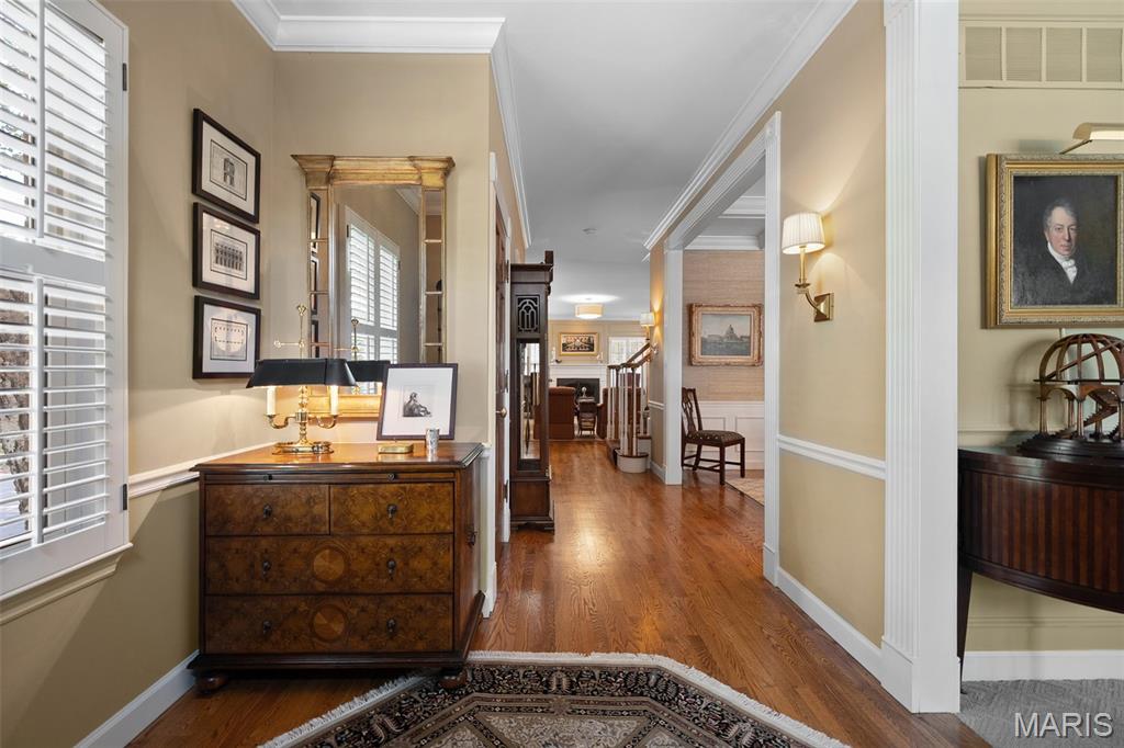 420 West Point Court University City, MO 63130 - Photo 6 of 44