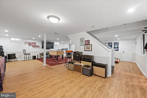 a view of a garden with an outdoor space