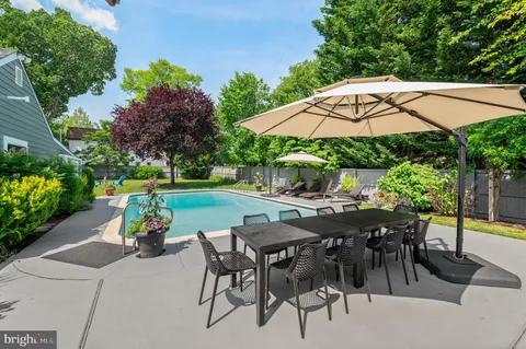 $1,270,000 | 203 East 5th Street, Media, PA 19063