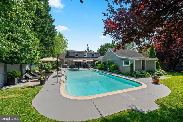 $1,270,000 | 203 East 5th Street, Media, PA 19063