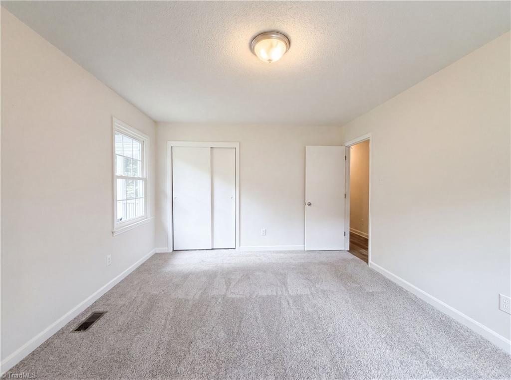 4061 Williams Mill Road Burlington, NC 27215 - Photo 11 of 21
