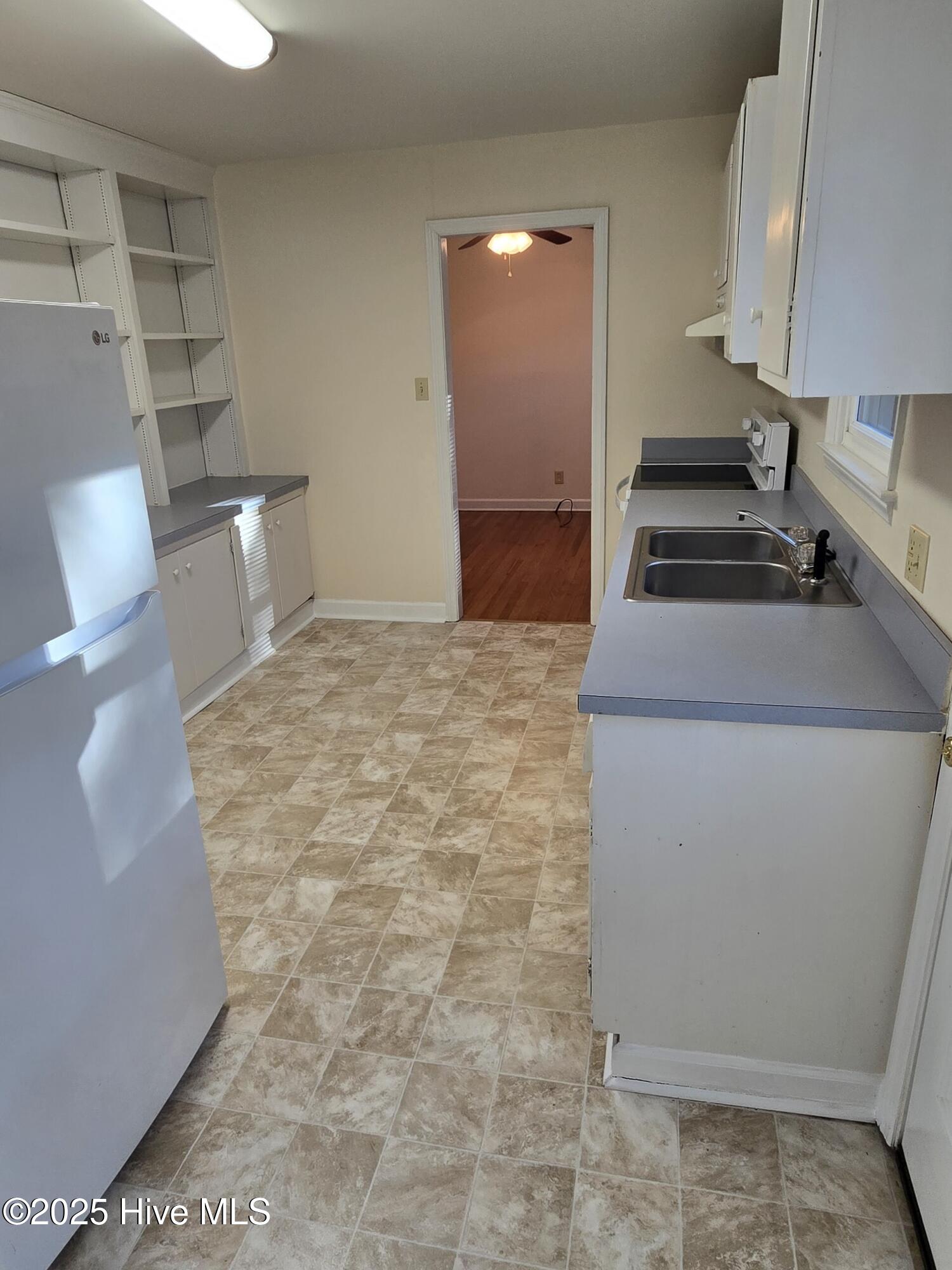 350 Crestview Road Southern Pines, NC 28387 - Photo 13 of 27 Resized_20250125_153550_1737839694710