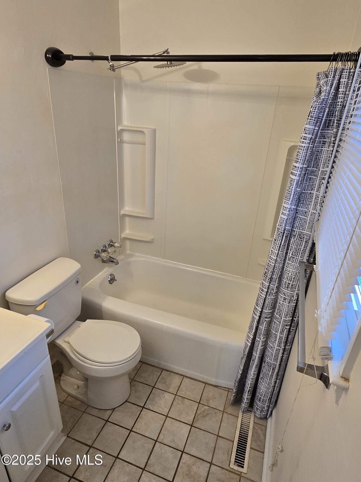 350 Crestview Road Southern Pines, NC 28387 - Photo 18 of 27 Resized_20250125_150043_1737839659535