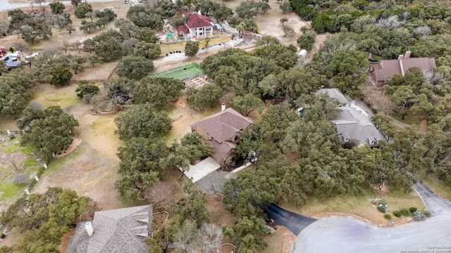 $915,000 | 190 Saddle Ridge, Spring Branch, TX 78070