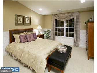 49 Bryce Road Berlin, NJ 08009 - Photo 2 of 7 Bedroom - Main