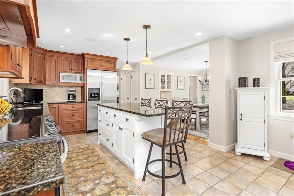 4 Nichols Road Hingham, MA 02043 - Photo 6 of 39 Gallery Image 6