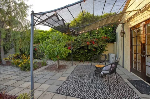 $899,000 | 12762 Willard Street, North Hollywood, CA 91605
