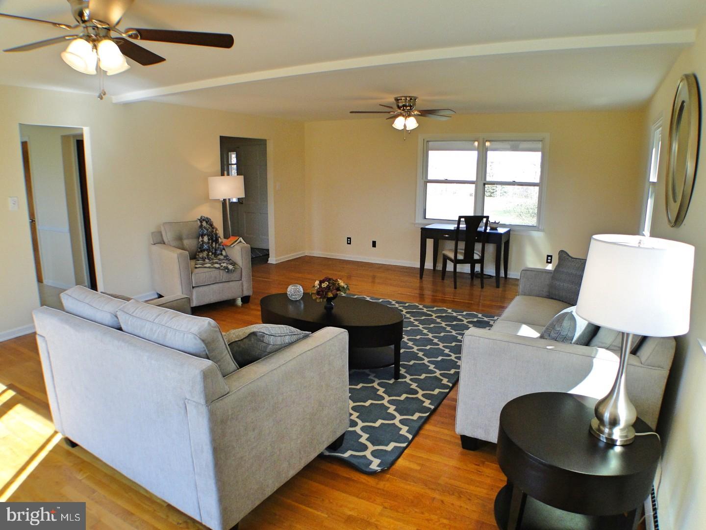 740 Cross Road Harleysville, PA 19438 - Photo 4 of 22 Living Room