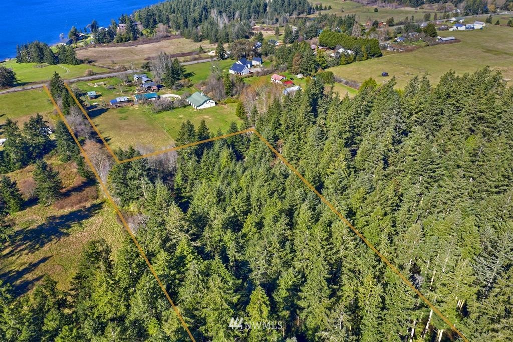 6062 Flagler Road Nordland, WA 98358 - Photo 6 of 8 Gallery Image 6