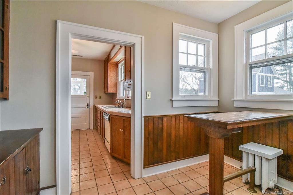 597 Fairview Road Asheville, NC 28803 - Photo 12 of 26 Gallery Image 12
