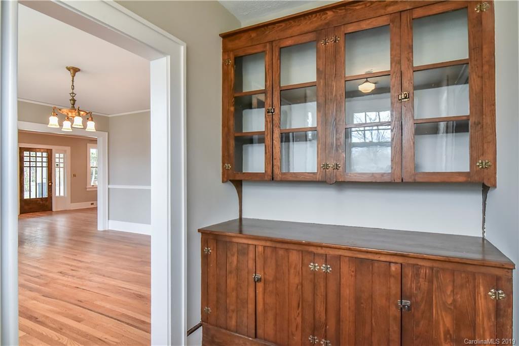 597 Fairview Road Asheville, NC 28803 - Photo 13 of 26 Gallery Image 13