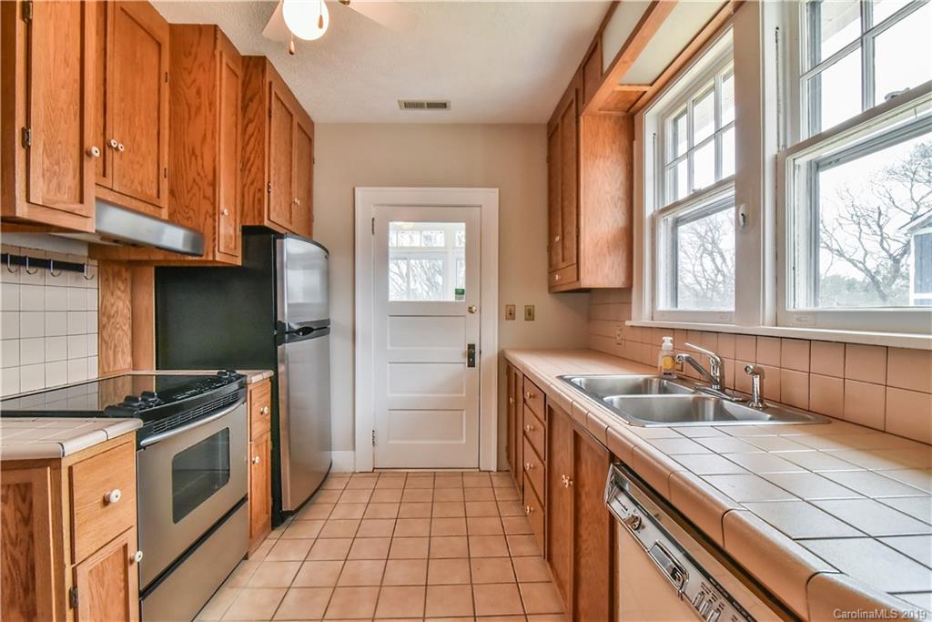 597 Fairview Road Asheville, NC 28803 - Photo 14 of 26 Gallery Image 14