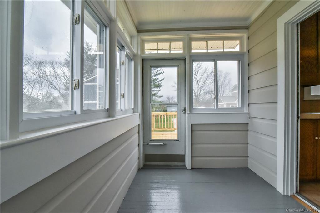 597 Fairview Road Asheville, NC 28803 - Photo 17 of 26 Gallery Image 17
