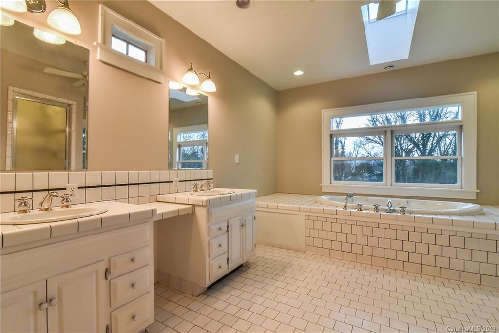 597 Fairview Road Asheville, NC 28803 - Photo 21 of 26 Gallery Image 21