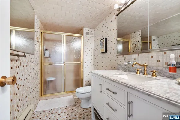 $389,900 | 301 Beech Street, Unit 2B, Hackensack, NJ 07601