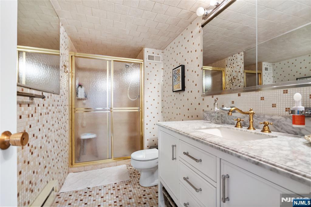 301 Beech Street, Unit 2B Hackensack, NJ 07601 - Photo 13 of 22