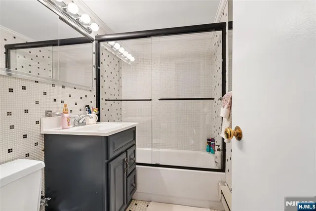 $389,900 | 301 Beech Street, Unit 2B, Hackensack, NJ 07601