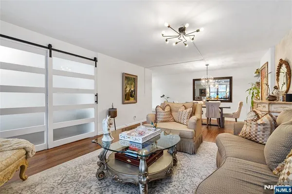 $389,900 | 301 Beech Street, Unit 2B, Hackensack, NJ 07601