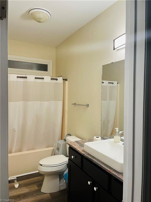 4320 Chilton Way High Point, NC 27265 - Photo 14 of 16 Gallery Image 14