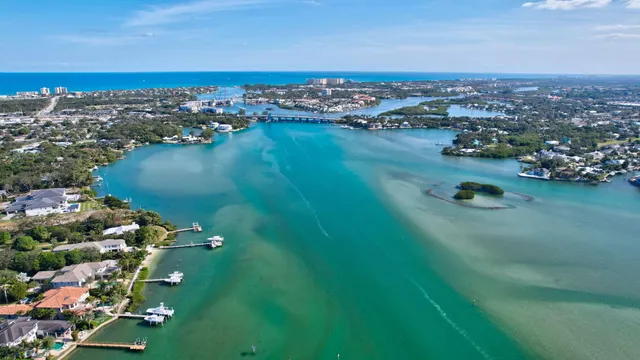 $10,400,000 | 18896 Point Drive, Tequesta, FL 33469