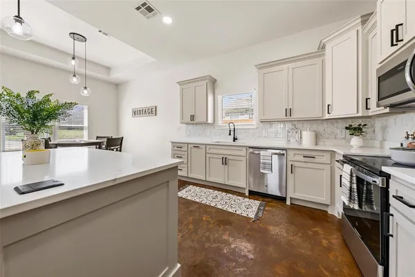 $269,999 | 1512 Holly Vista Street, Waco, TX 76711