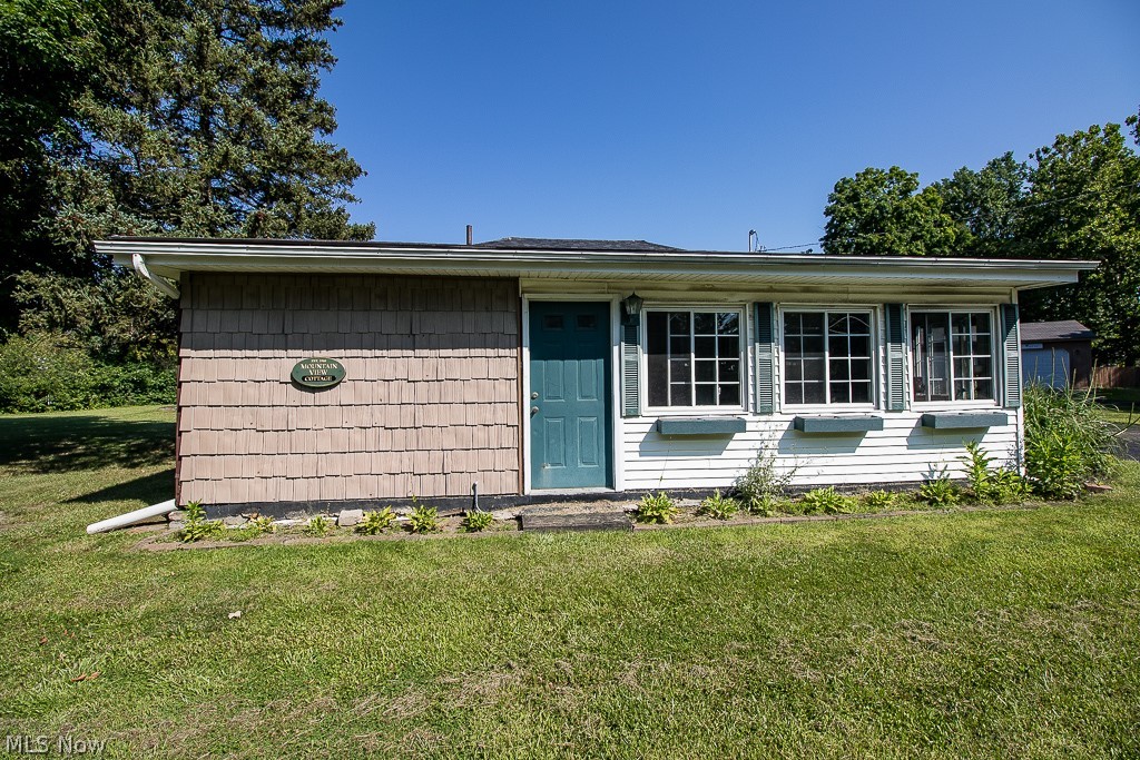 9485 Johnnycake Ridge Road Mentor, OH 44060 - Photo 2 of 16 9485 Johnncake Ridge Rd/ 3 bedroom ranch