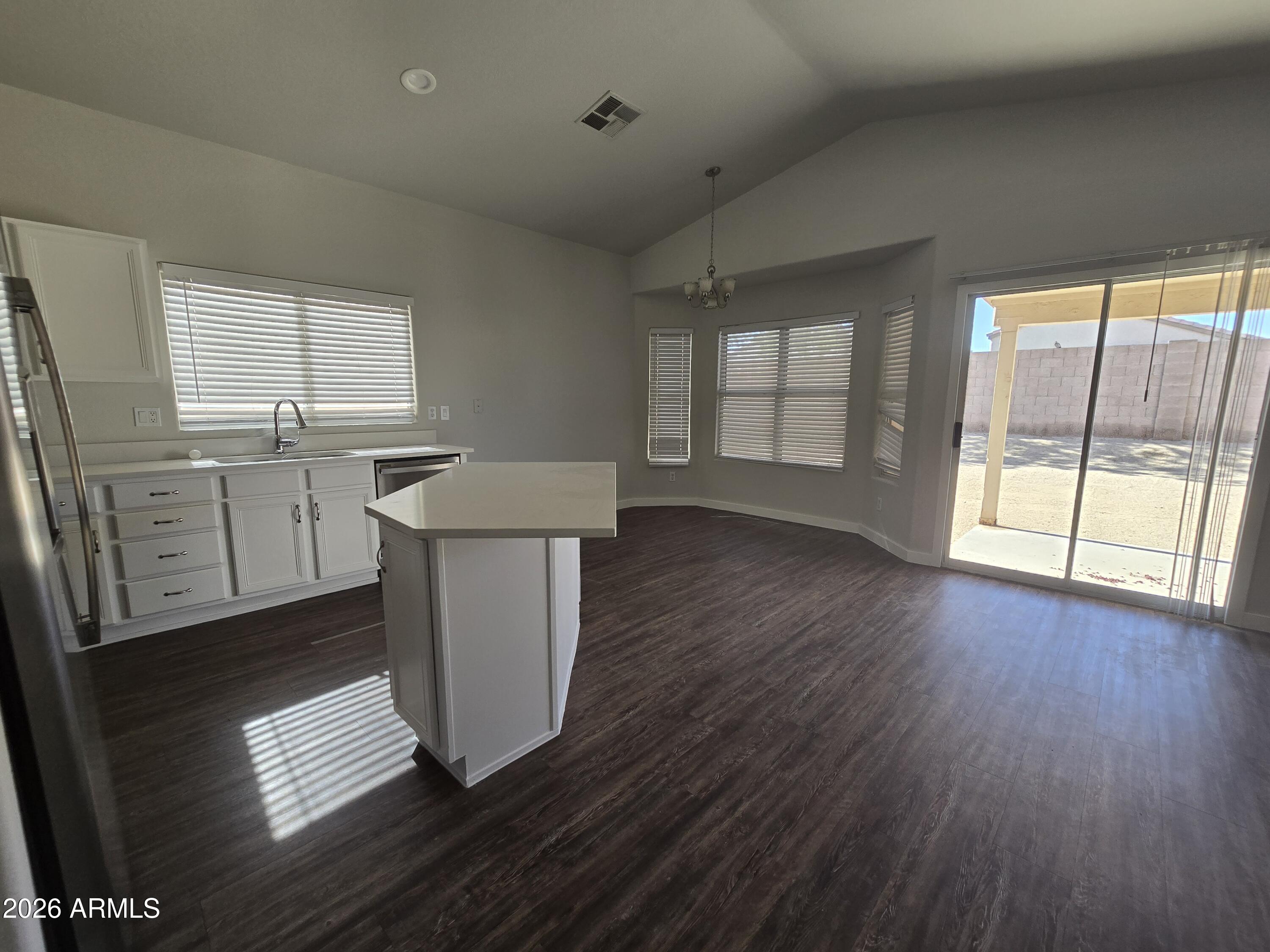 4740 East Dry Creek Road Phoenix, AZ 85044 - Photo 2 of 11