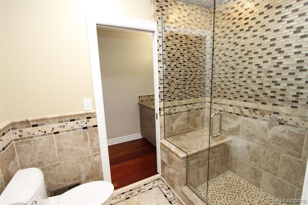 2970 Pheasant Ring Court Rochester Hills, MI 48309 - Photo 23 of 37