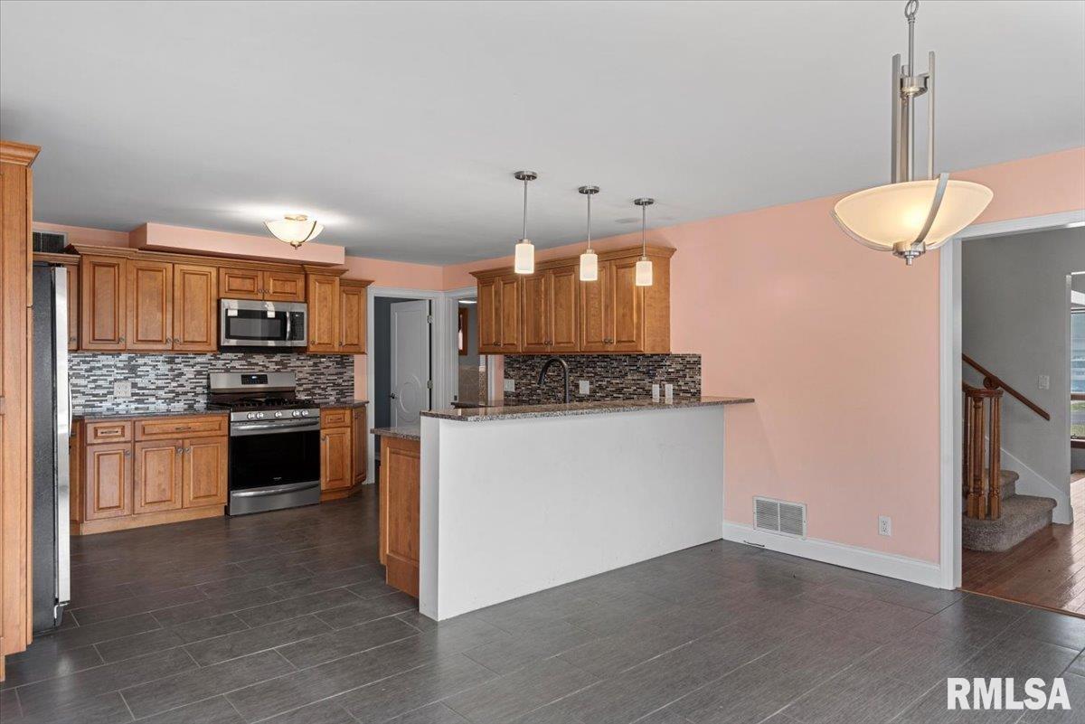 4325 South 3rd Street Springfield, IL 62703 - Photo 13 of 56 Gallery Image 13