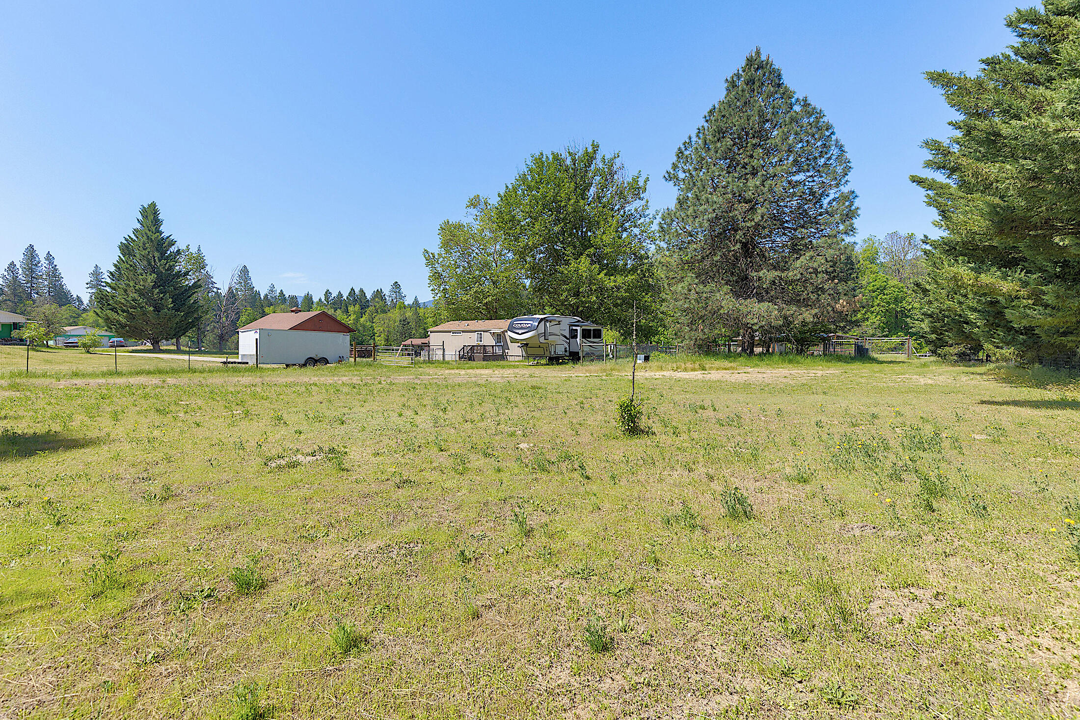 16715 Ford Road Rogue River, OR 97537 - Photo 23 of 31 0R1A0742_3_4_5_6