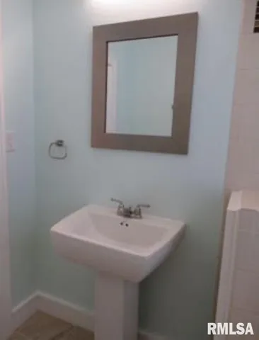 $140,000 | 1525 25th Street, Rock Island, IL 61201