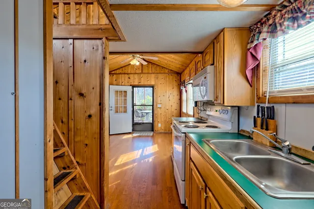 $159,900 | 446 River Vista Drive, Dillard, GA 30537