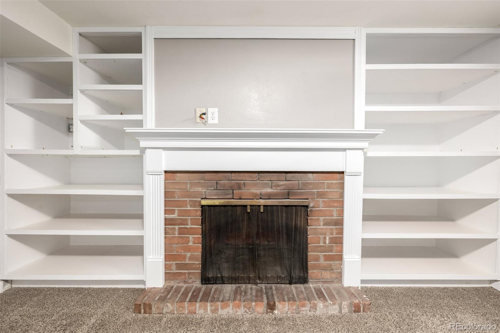 6598 South Logan Street Centennial, CO 80121 - Photo 17 of 29