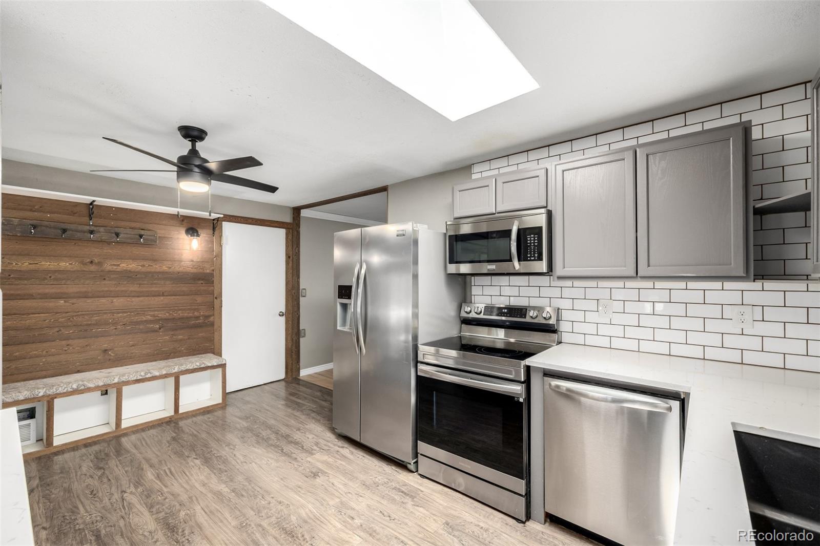 6598 South Logan Street Centennial, CO 80121 - Photo 9 of 29